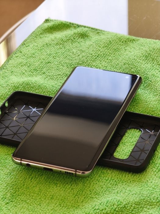 Samsung S10+ 128 GB