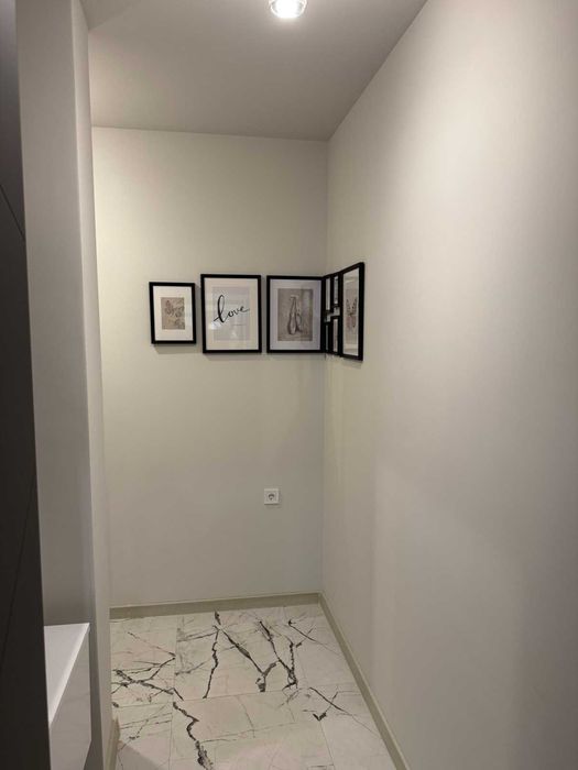 Дава се под наем Двустаен апартамент в Велико Търново, Център - 60 кв.м за 357 € - Снимка #2