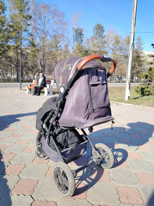 Продам детскую коляску