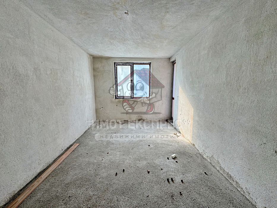 Продава се Двустаен апартамент в Асеновград - 86 кв.м за 1047 €/кв.м - Снимка #12