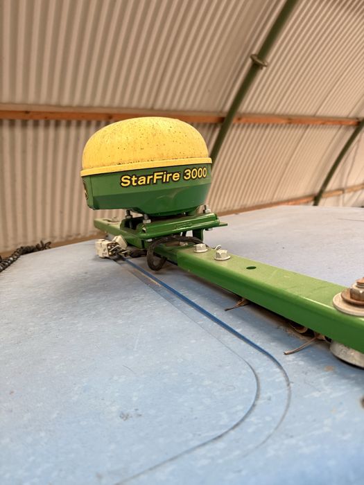 Gps agricol starfire cu autoghidare