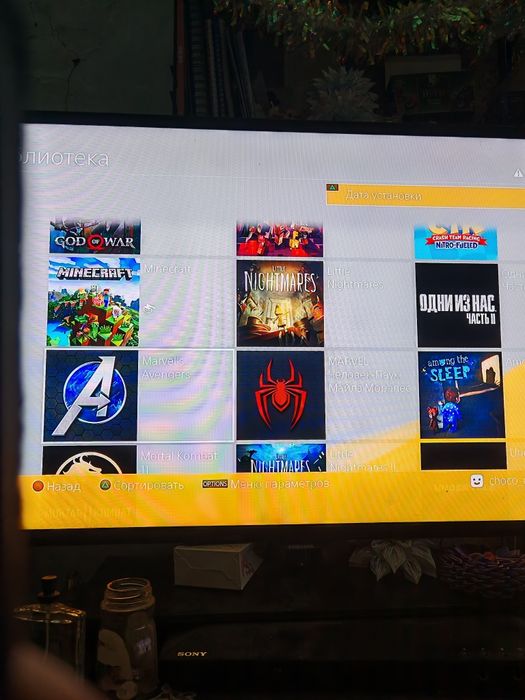 Продам  Playstation 4