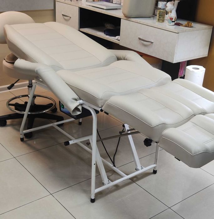 Козметична кушетка