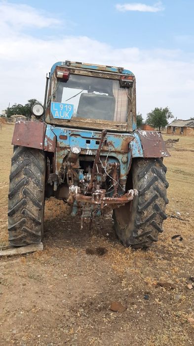 Продам трактор МТЗ-80 с куном