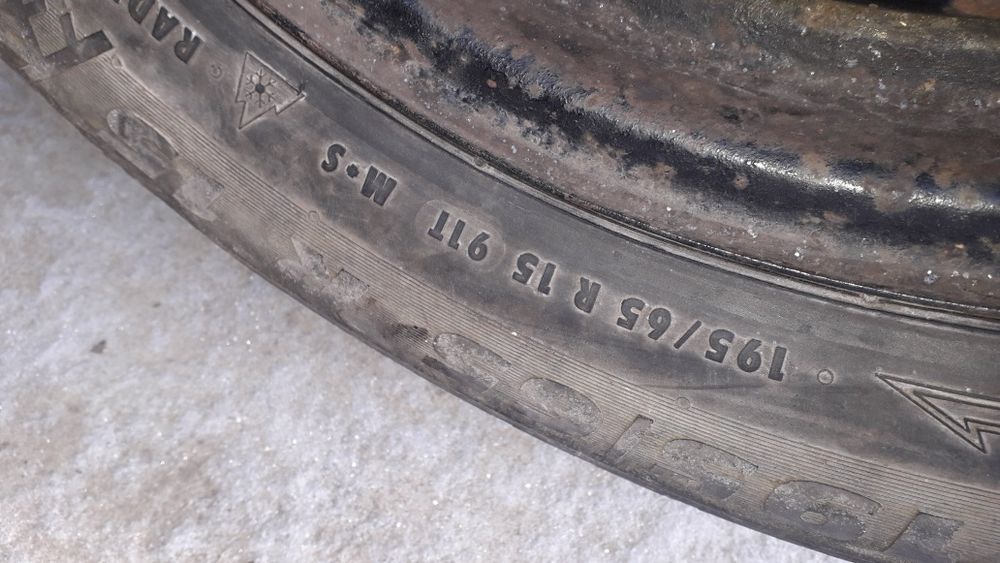 Rezerva   iarna 195/65 r15   Golf 5  Golf  6 Touran