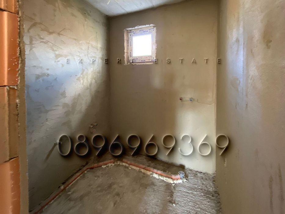 Продава се Двустаен апартамент в Варна, Възраждане 3 - 53 кв.м за 1151 €/кв.м - Снимка #5