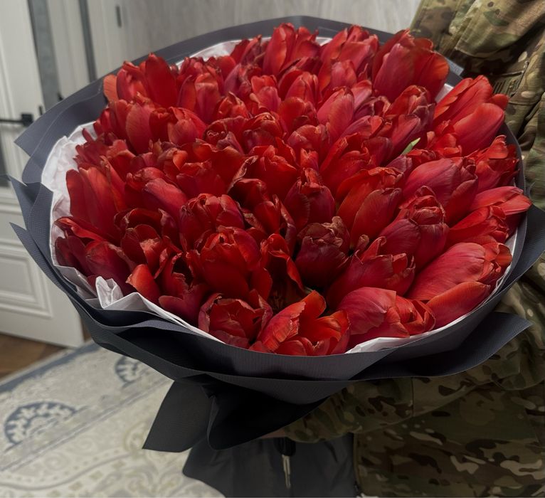 Цветы ГолландскийТюльпан 71шт, 55мынга алынган,каз келды, 30мын болары