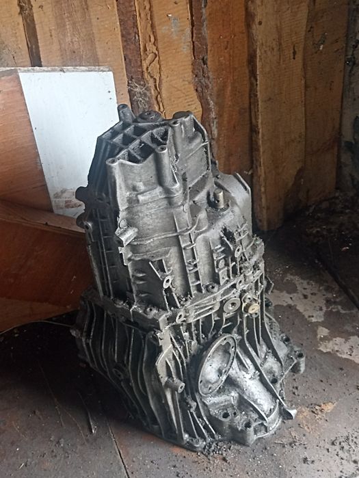 Продам коробку от ауди 100 с4