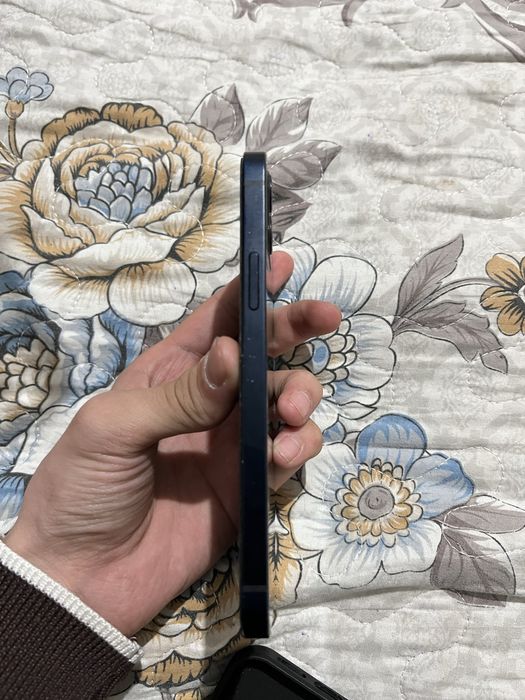 Айфон 12. 128гб