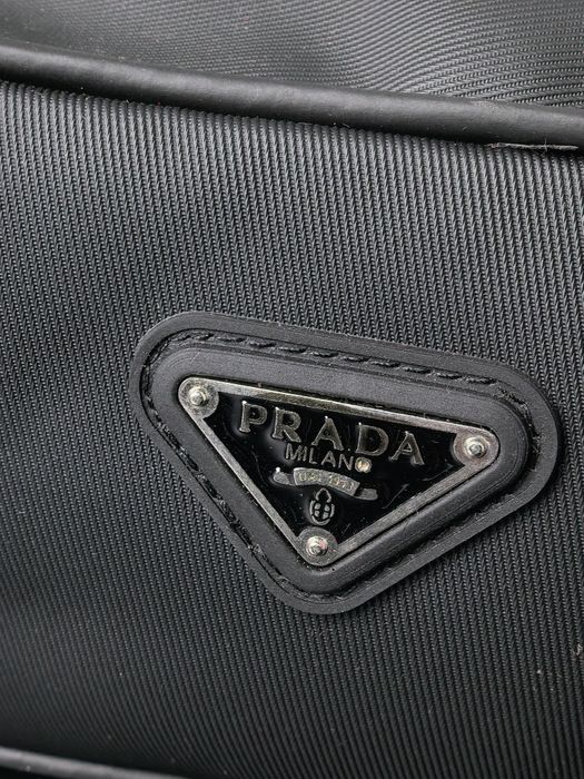 Чанта тип несесер