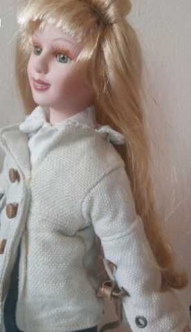 Декоративна кукла със стойка и палячо