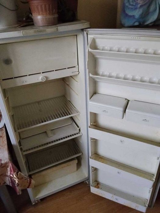 Продам холодильник Бирюса