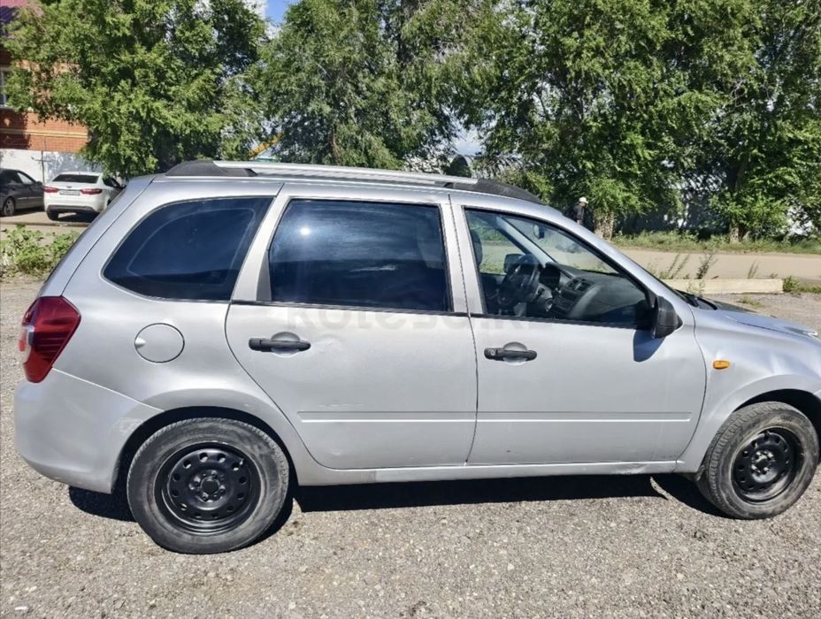 Lada Kalina 2. 2014