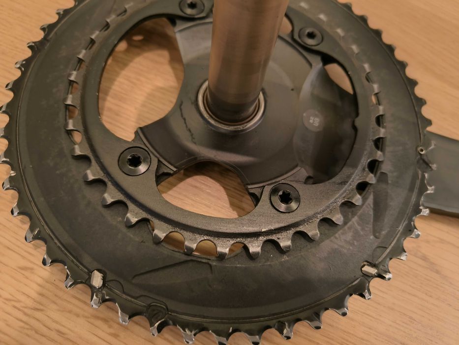 Angrenaj Shimano Ultegra FC-R8100 + power meter