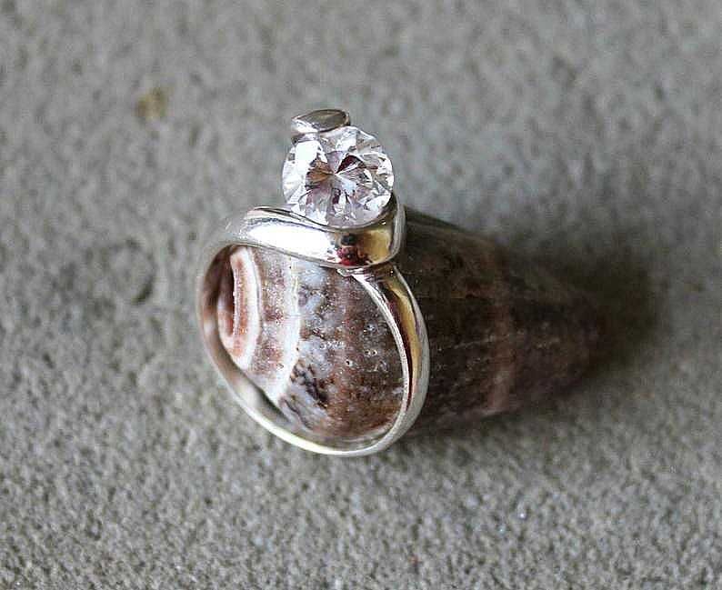 Дамски сребърен пръстен проба 925