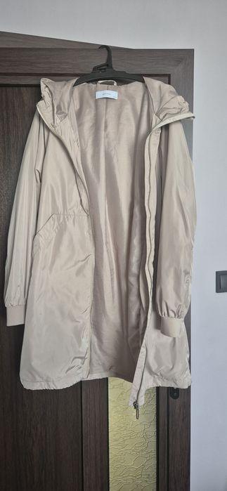 Почти ново Яке Reserved