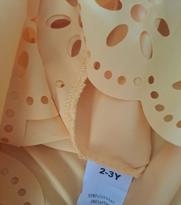 Rochițe de fetite +caciula