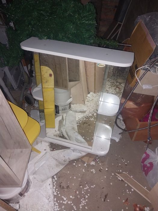 Продам полку для ванной