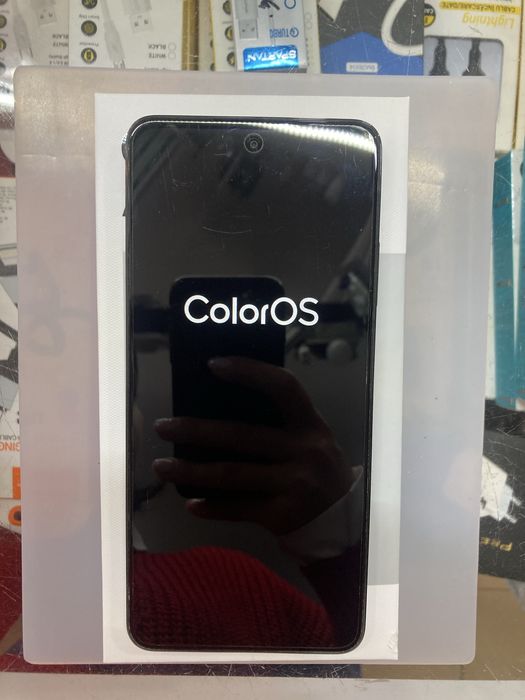 Oppo A80 5G Black* 8GB RAM * 256GB Mem * ca nou cu garantie Orange