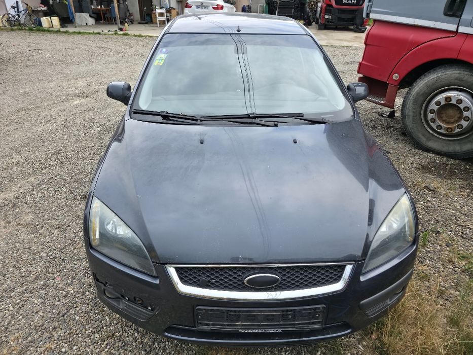 Capota Ford Focus 2 in stare buna