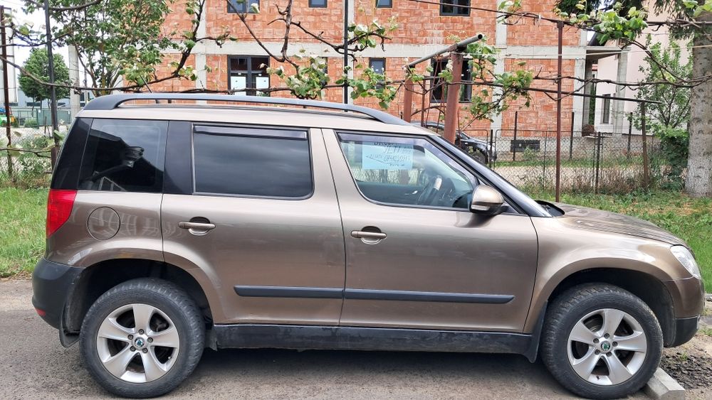 Skoda Yeti 2012 .