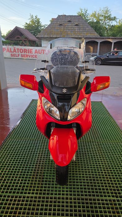 Scuter Suzuki Burgman 650
