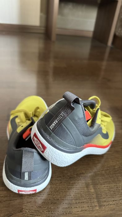 Кеды Tommy Hilfiger 37 разм, кеды Vans - 38 разм