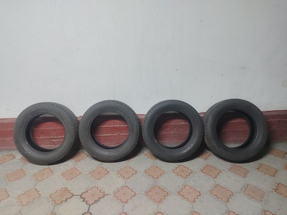 Продам зимний резина 225/60/17