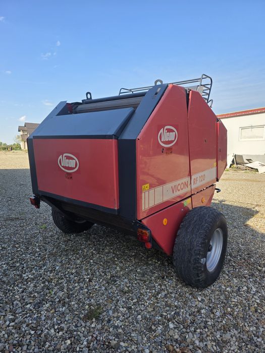 Presa de balotat balotiera rotunda vicon rf 120