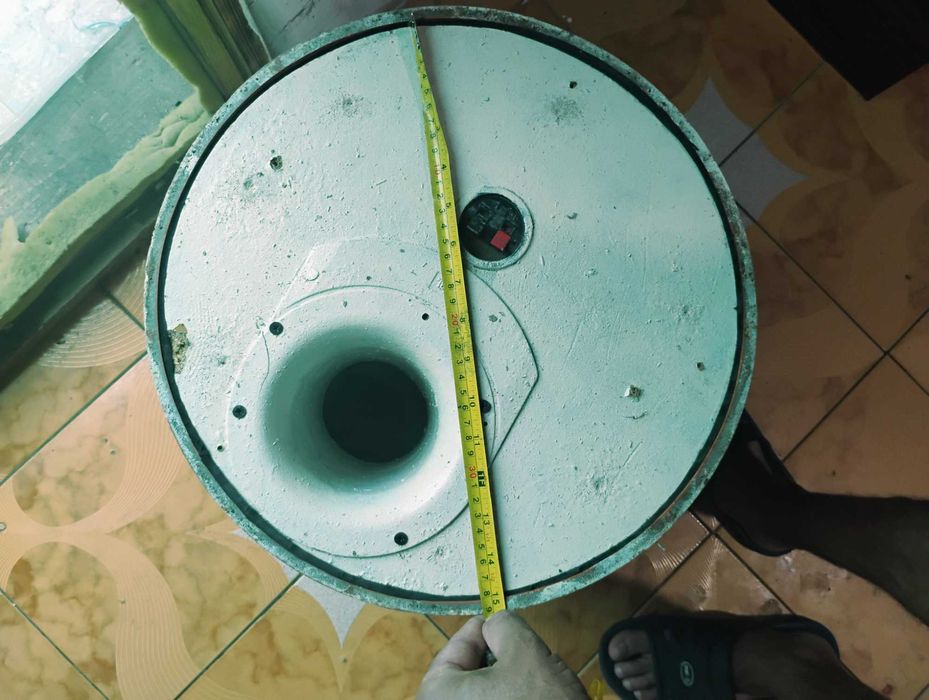 Boxe subwoofer auto lungime 50 cm înălțime 40cm difuzor 30cm 15 inch