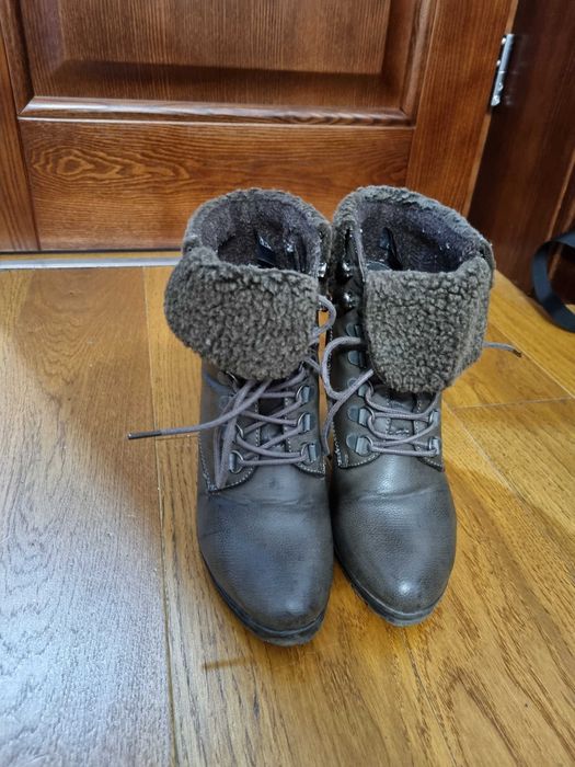 Ghete/botine gri marimea 36/37