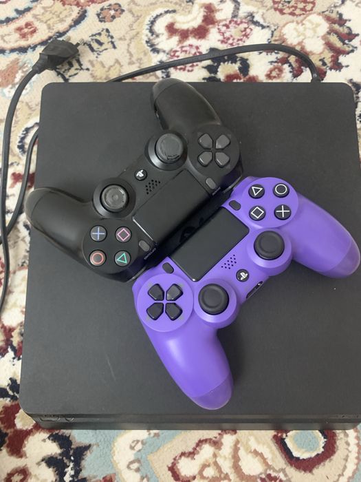 Плей стейшн 4/ 1 терабайт срочно