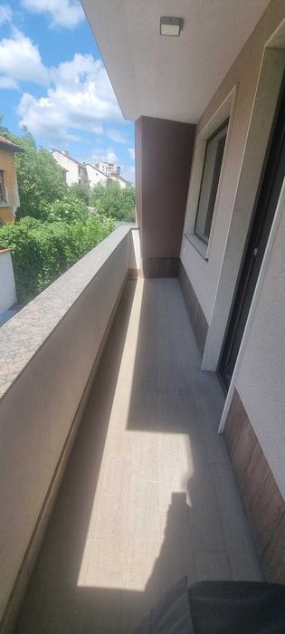 Продава се Тристаен апартамент в Плевен, Идеален център - 111 кв.м за 1703 €/кв.м - Снимка #16