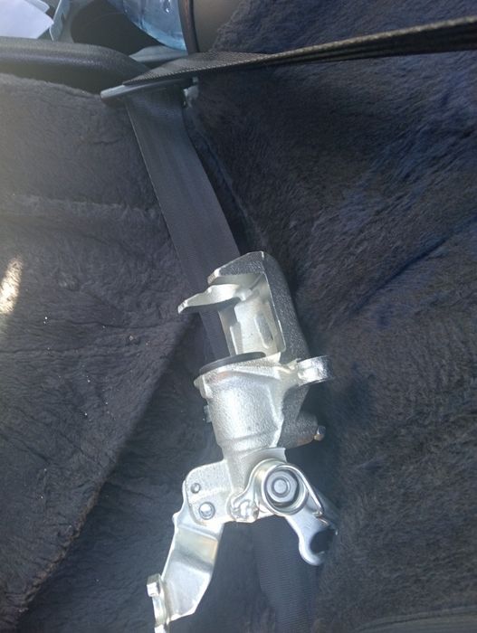 Тормозной суппорт Ниссан максима А33