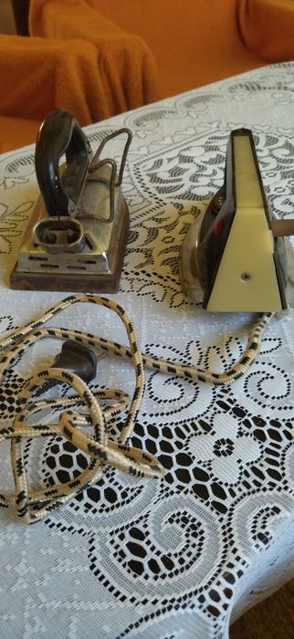Стари електрически ютии
