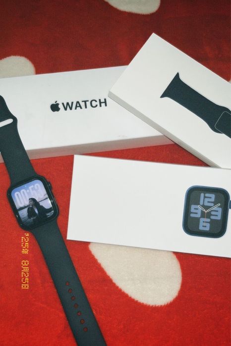 Apple watch SE 2 (44mm,M,L)