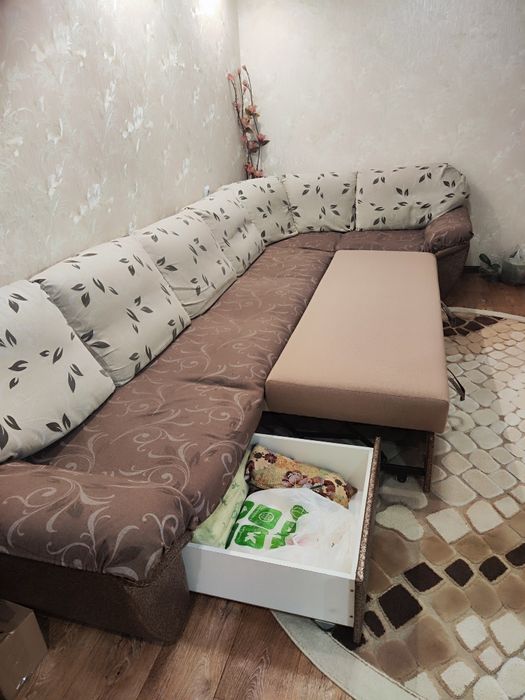 Диван угловой с ящиками