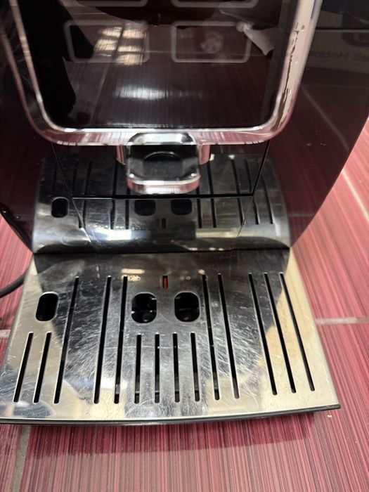 Кафеавтомат Delonghi Dinamica Ecam