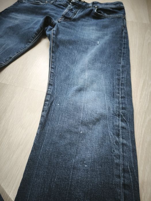 Мъжки дънки:JOHN RICHMOND, с пръски