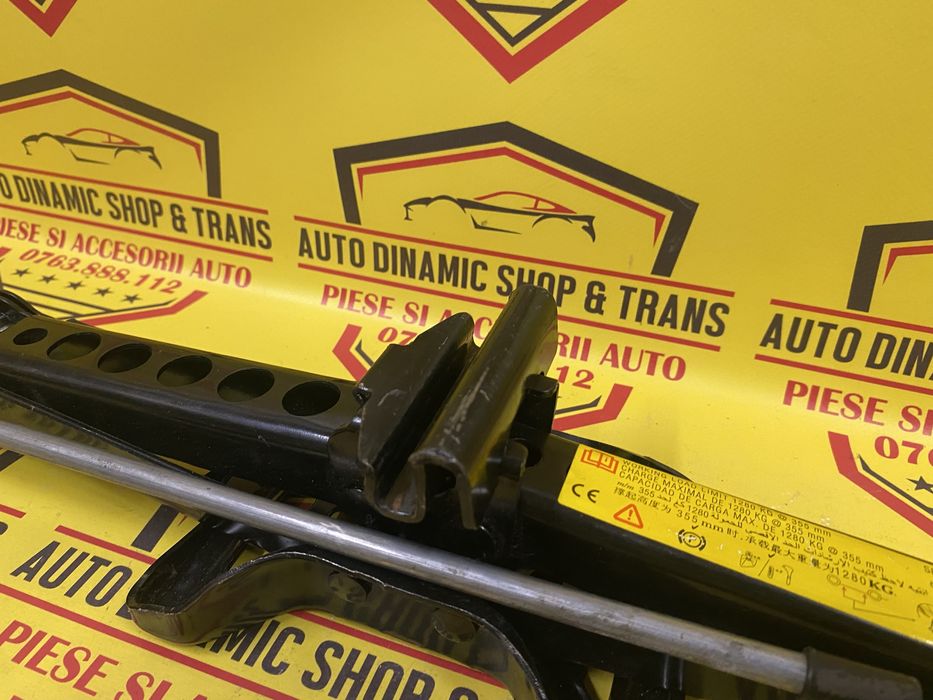 Cric auto OEM Volvo S80 S60 V70 V60 cu cheie roată (manivelă )1280kg