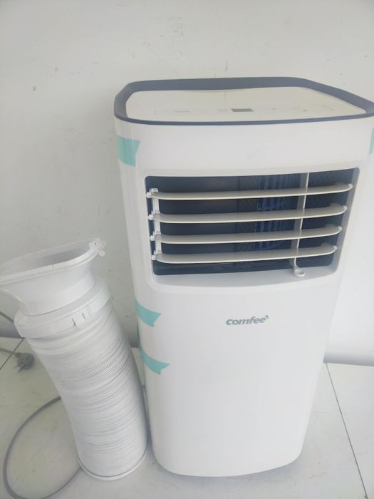 COMFEE 7000btu мобилен климатик за ефективно охлаждане,
обезвлажняване, вентилация
10000