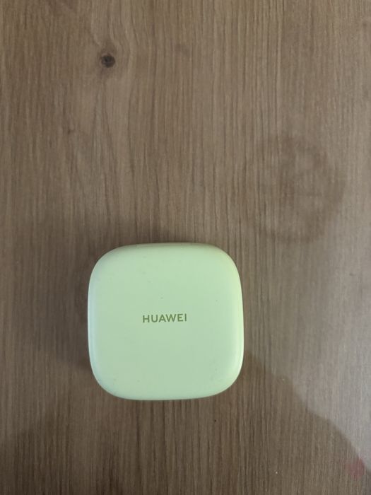 Безжични слушалки Huawei