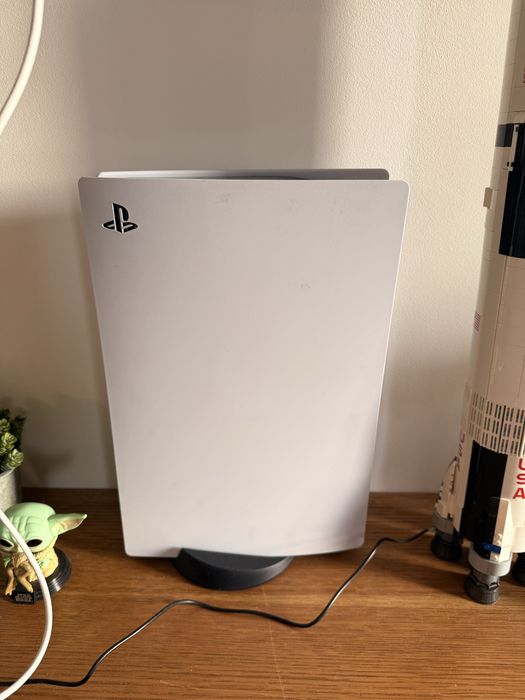 Play station 5 (PS5)