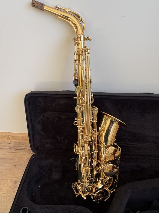 Vând saxofon Yamaha yas 280