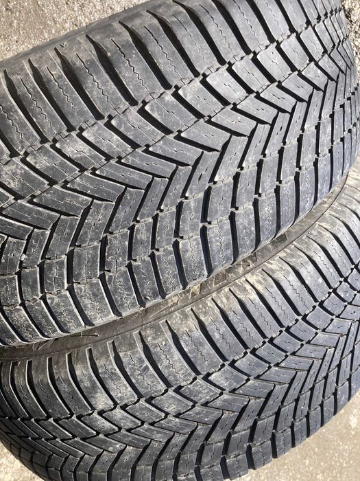 Всесезонни гуми 235 55 19 Bridgestone dot 20