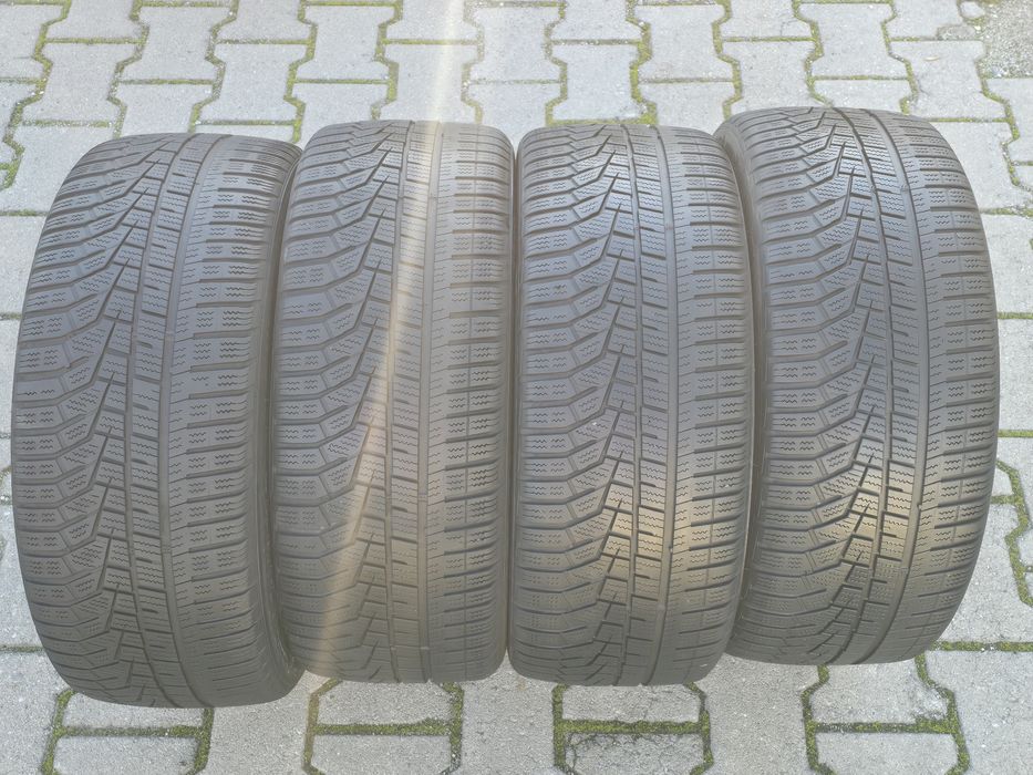 215 40 17 Hankook