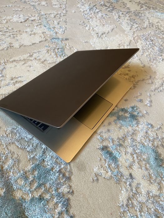 Lenovo Ryzen 5 стильный ОЗУ 8гб