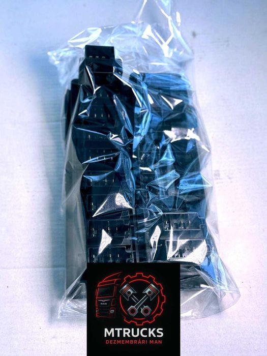 Panou butoane bord central MAN TGX TGS TGA multiple modele disponibile