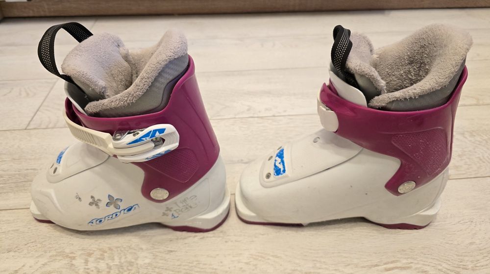 Clapari copii Nordica Little Belle 1 cu 195 mm lungimea talpicului