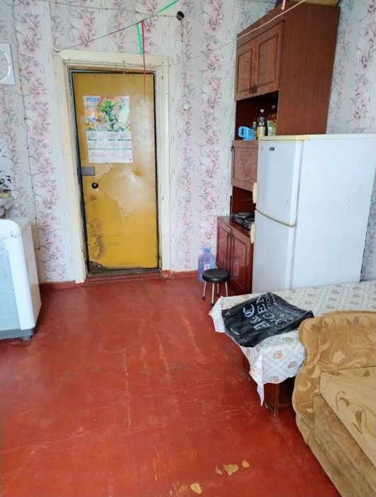 Продам комнату в общежитии район МЛД